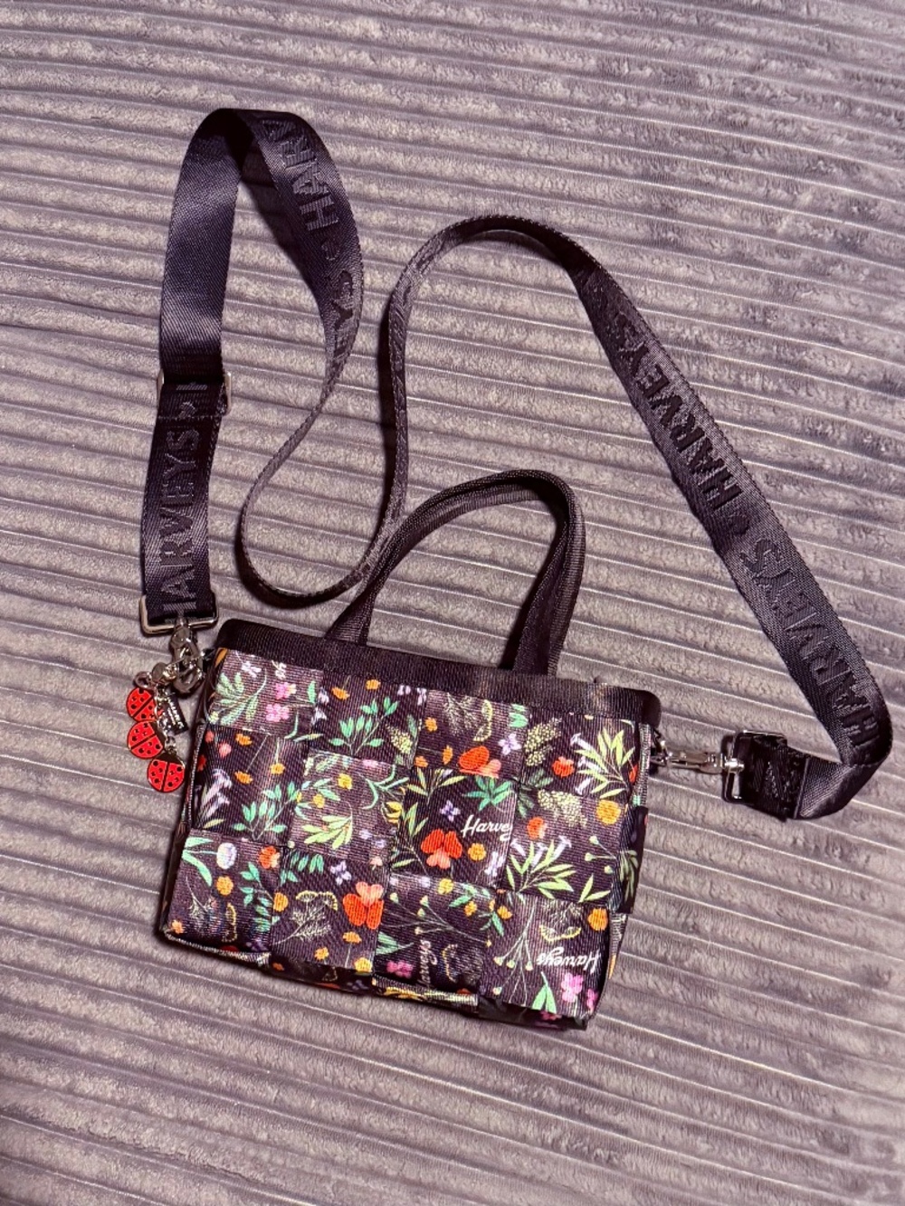 Harvey’s CA Wildflowers woven petite tote